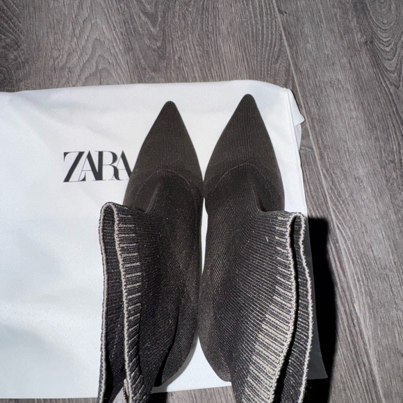 BRAND NEW Zara dark brown women's sock boots Size 6.5 - Picture 4 of 5